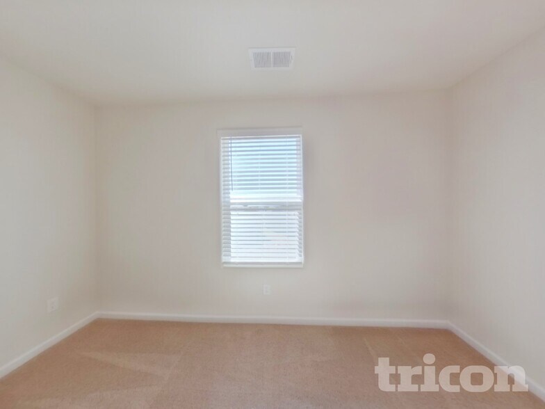 Building Photo - 4012 Reinfield Dr