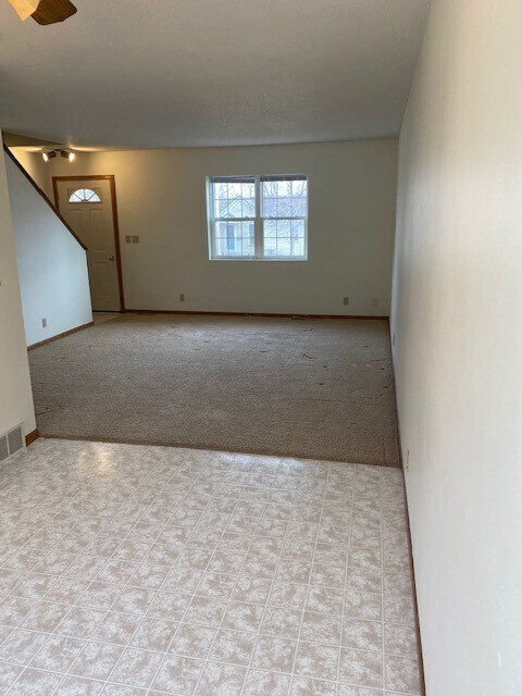 Building Photo - 442 Ferry St