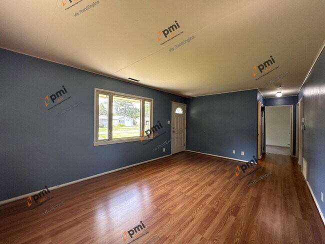 Building Photo - 1708 Napoleon St