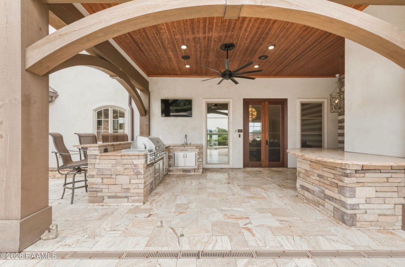 Building Photo - 401 Torrenova Cir