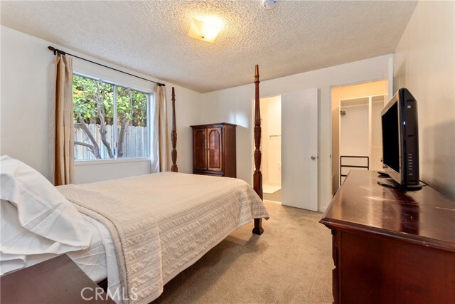 Building Photo - 2423 San Pasqual St
