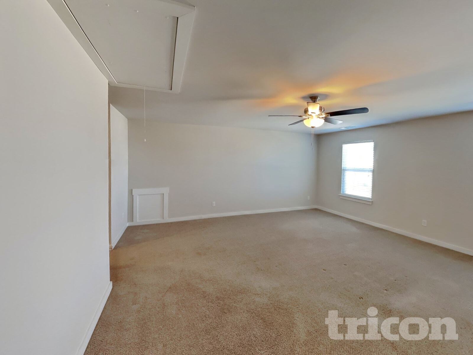 Building Photo - 3025 Commonwealth Dr