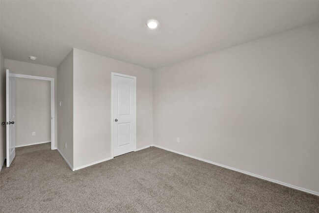 Building Photo - 9269 Inland Leather Ln