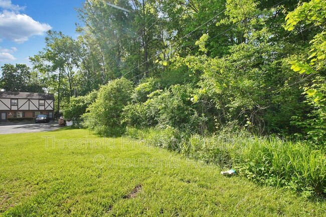 Building Photo - 2721 Brianlane Blvd