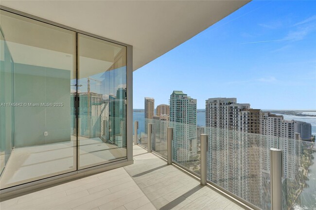 Building Photo - 300 Biscayne Blvd Way