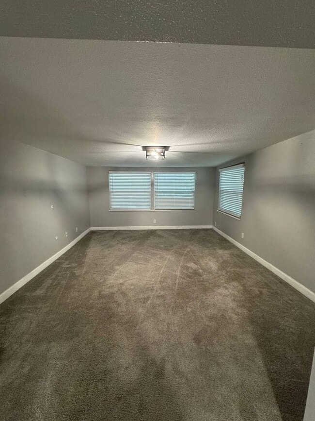 Building Photo - ? AN ABSOLUTE GEM – NO HOA! ?