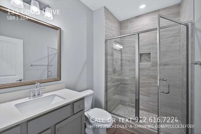 Building Photo - 135 Como Dr