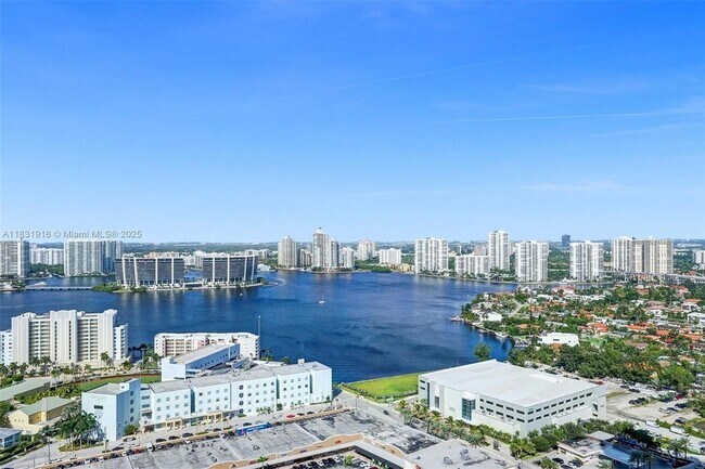Building Photo - 18101 Collins Ave