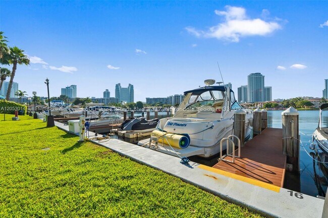 Building Photo - 600 Three Islands Boulevard