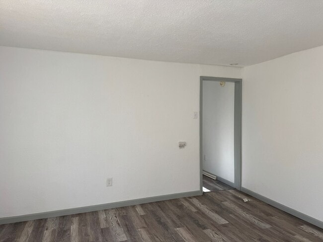 Building Photo - Pendegast House-ADU