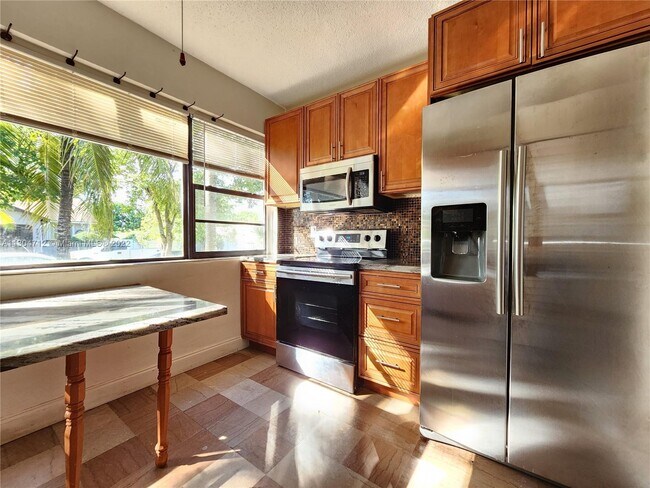 Building Photo - 8295 NE 3rd Ave  1 Miami Fl 33138