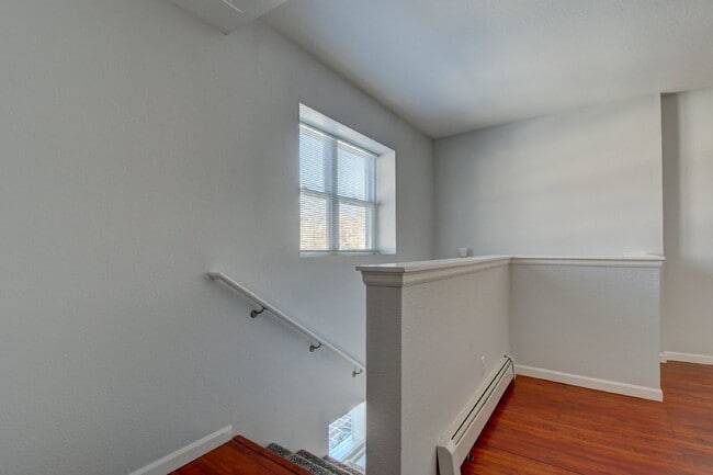 Building Photo - 4BR/2BA Beautiful Historic Home in the Highlands! AVAIL NOW