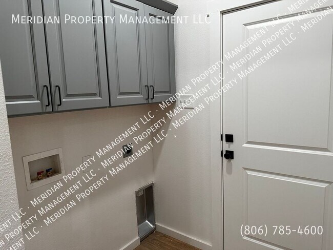 Building Photo - 5802 Urbana Pl