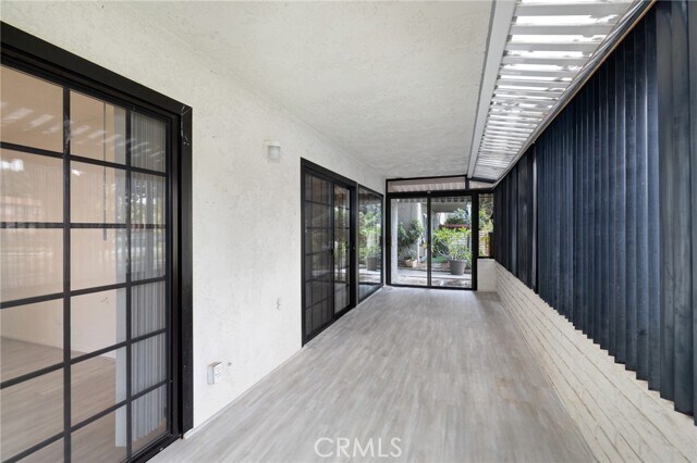 Building Photo - 2114 Via Puerta