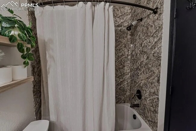 Building Photo - 11360 Justamere Dr