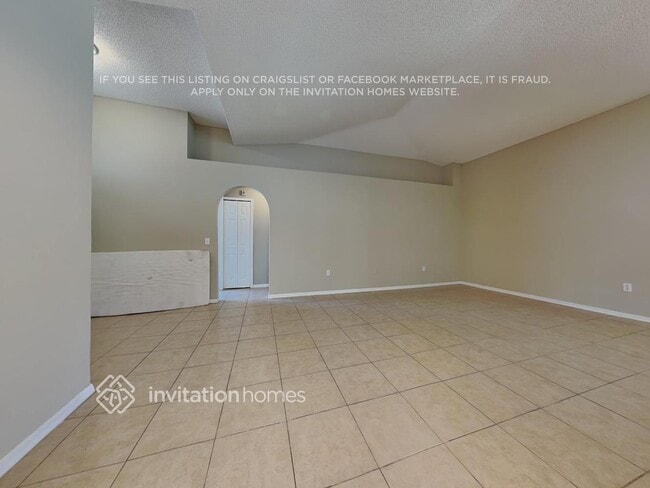 Building Photo - 24833 Mary Beth Ct