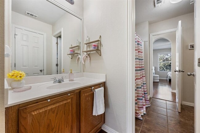 Building Photo - 2500 White Stallion Way