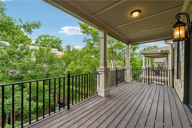 Building Photo - 1220 State St NW