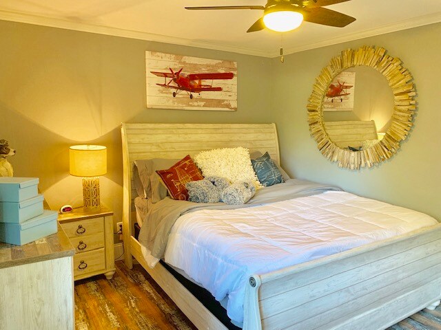 Building Photo - 325 Westbrook Dr