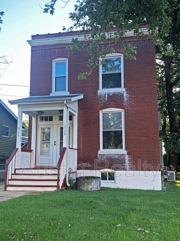 Primary Photo - 3138 Sutton Blvd