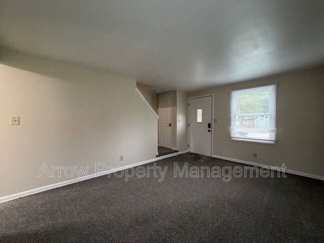 Building Photo - 5301 Benton St