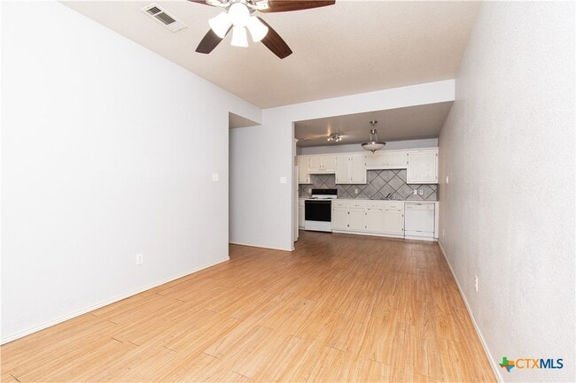 Building Photo - 4608 Bowles Dr