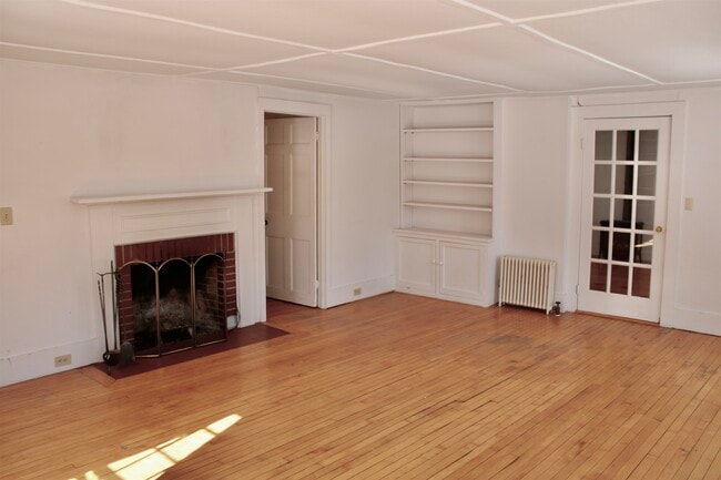 Building Photo - 45 Bakery Ln