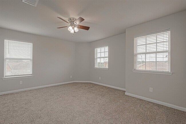 Building Photo - 20630 Stout Dr