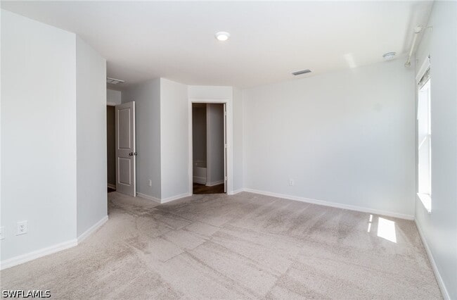 Building Photo - 165 Blackstone Dr