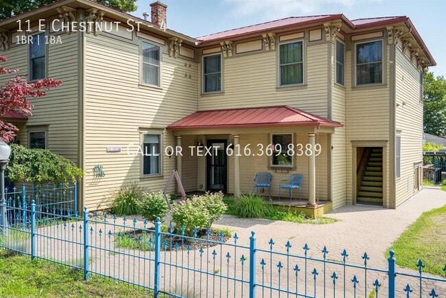 Building Photo - 11 E Chestnut St