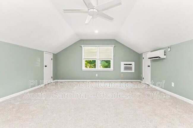 Building Photo - 154 Fox Chase Dr