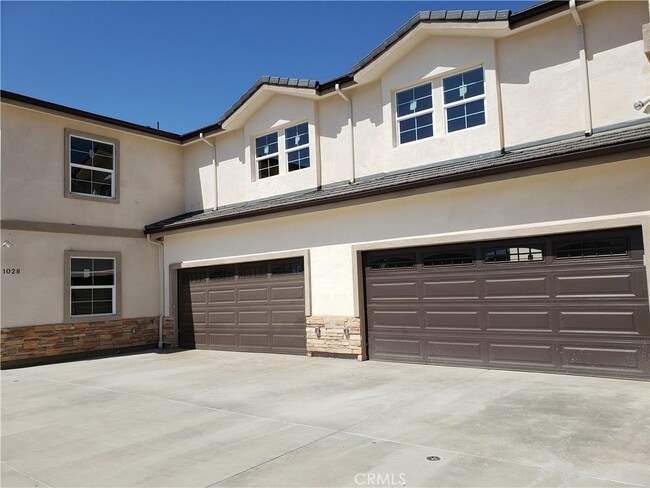Building Photo - 1036 Fernleaf-