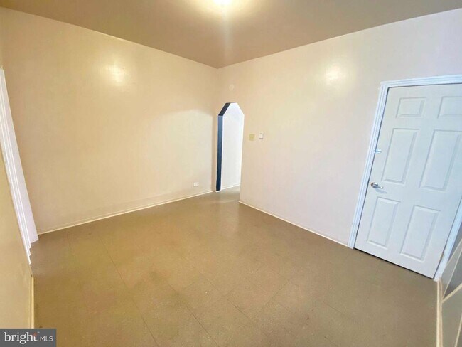 Building Photo - 2848 N Lee St