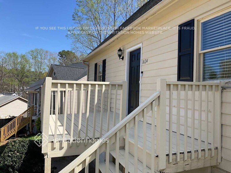 Building Photo - 1624 Cranberry Hill Ln