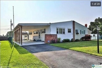 Building Photo - 1522 Elayne St