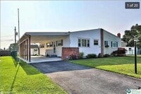 Building Photo - 1522 Elayne St