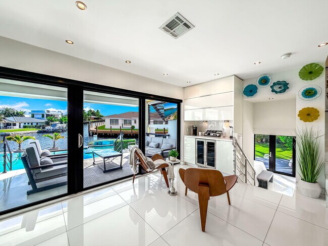 Building Photo - 2628 SE 10th St