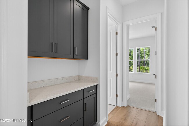 Building Photo - 713 Caiden Dr