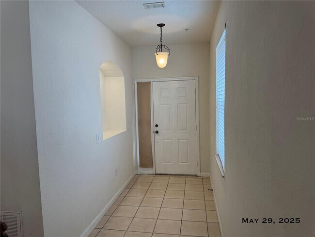 Building Photo - 14045 Turning Leaf Dr