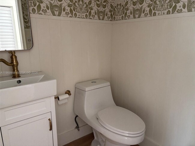 Building Photo - 11017 SW 113th Pl