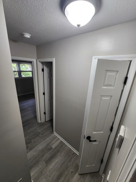 Building Photo - 139 N Washington St