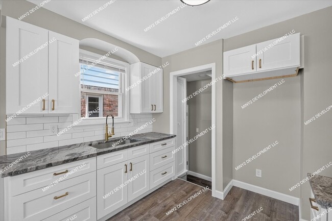 Building Photo - 16836 Rutherford St