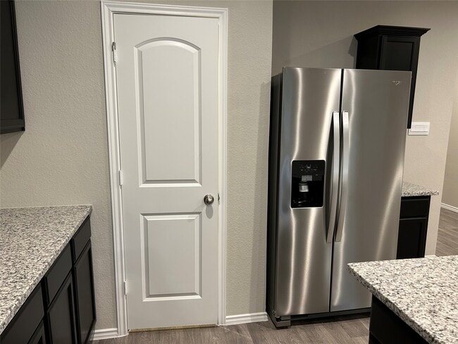 Building Photo - 40434 Gdn Hts Ln