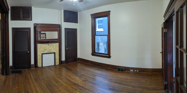 Building Photo - 315 E Swissvale Ave
