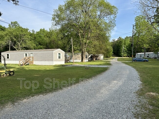 Building Photo - 431 Rocky Ridge Ln