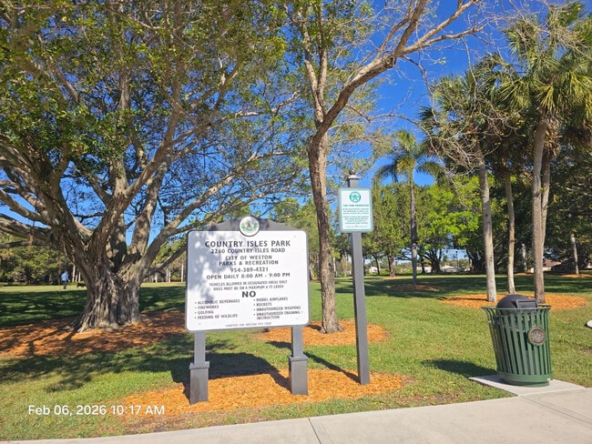 Building Photo - 2177 Montpeliar