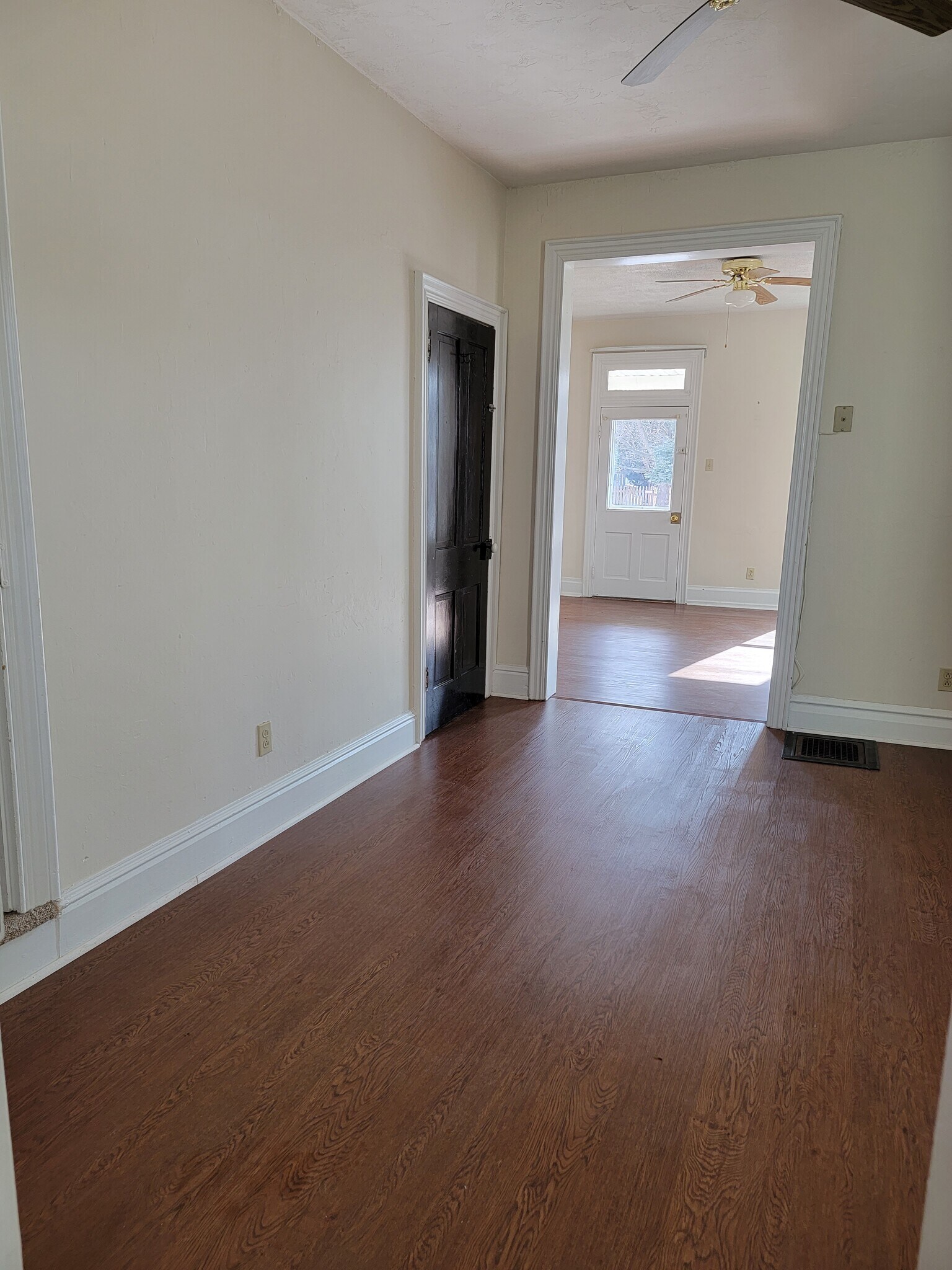 dining/living area - 353 Main St