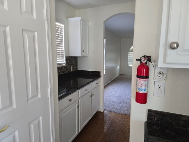 Building Photo - Gorgeous cul-de-sac home right off the golf course located in Johnson Ranch