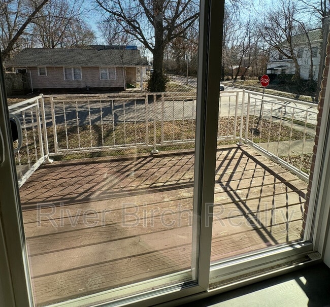 Building Photo - 525 W Cook St