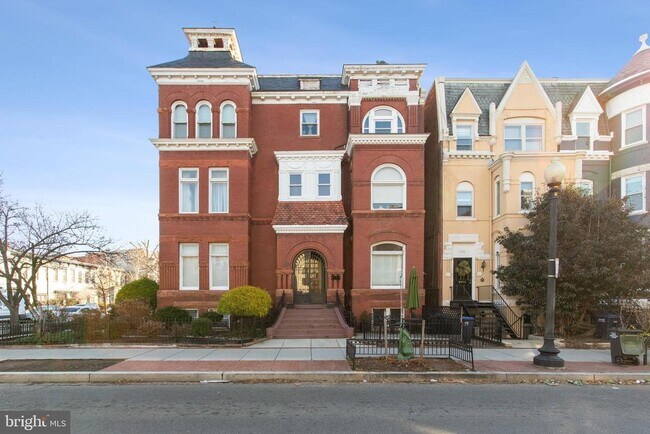 Building Photo - 1755 18th St NW